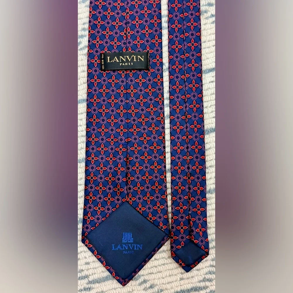 LANVIN Paris Men’s Silk Necktie Navy BlueRed Geometric Floral Pattern France